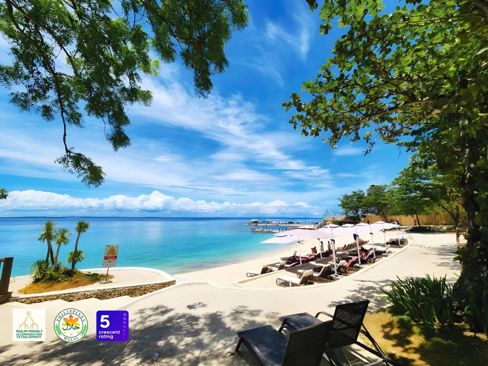 Belmont Mactan Hotel 4*